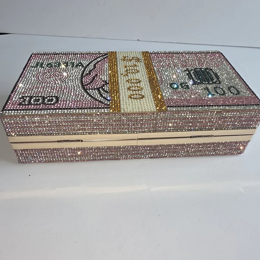 Pink Rhinestone Bedazzled Novelty Money Purse, Clasp Closure,
